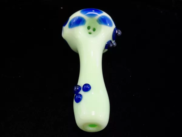 Pastel Green Spoon Pipe, Flower Head