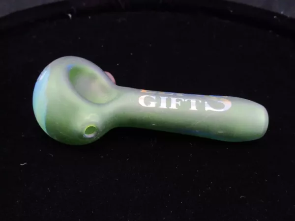 Elf's Gifts Spoon Pipe