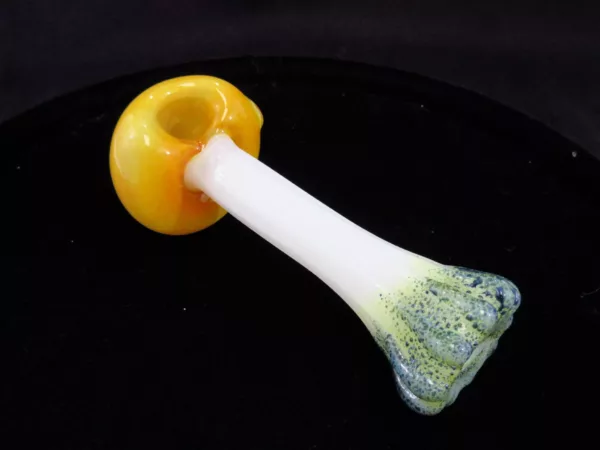 Large Mushroom Stand Up Pipe