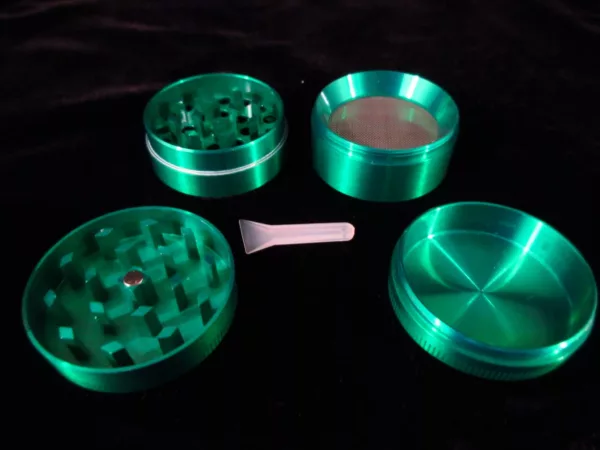 product-image-GR-0002-1.5 inch elfs grinder green